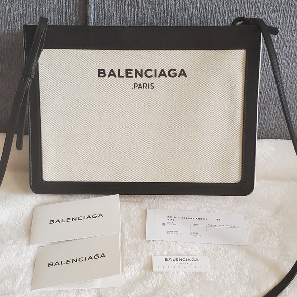 Balenciaga Canvas Crossbody bag - Picture 5 of 13